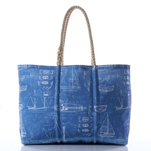 Beautiful handmade recycled sail bags from sailboat.com