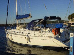 Marina etiquette docking by Chao Lay