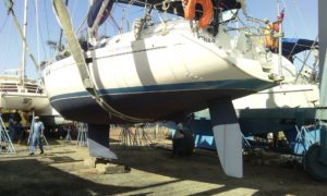 Antifouling our Yacht - Bottom Painting
