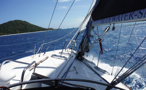 Boat Handling Basics | Rudders, propellers & propwalk